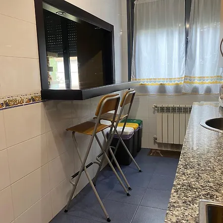 Amplio Apartamento Con Plaza De Parking. Apartment Gijon