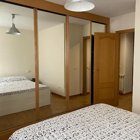 Apartment Amplio Apartamento Con Plaza De Parking. Gijon